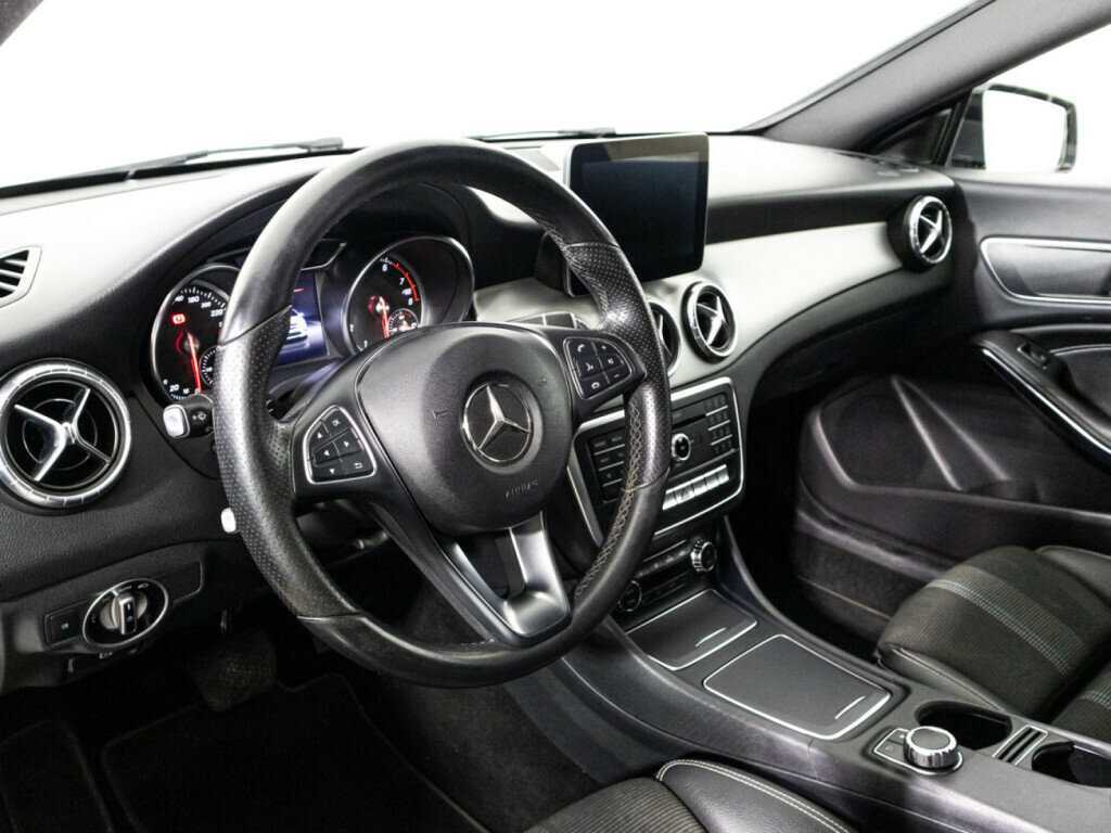 Купить Mercedes-Benz CLA 200, 2016, 147 037 км, фото №10