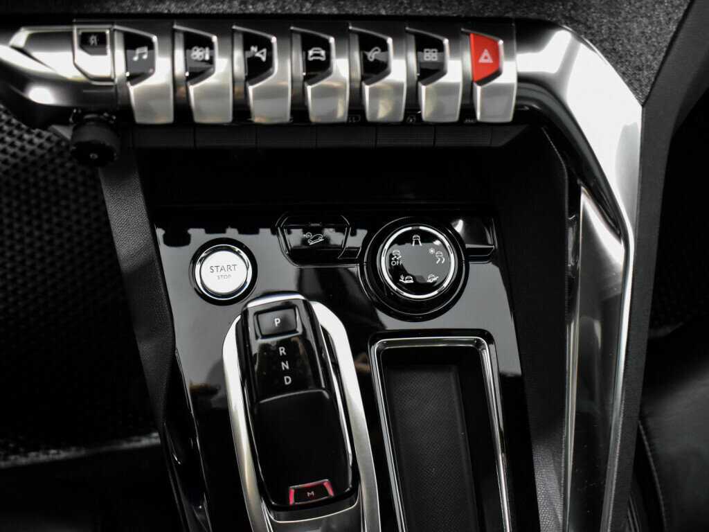 Купить Peugeot 3008, 2018, 145 651 км, фото №14