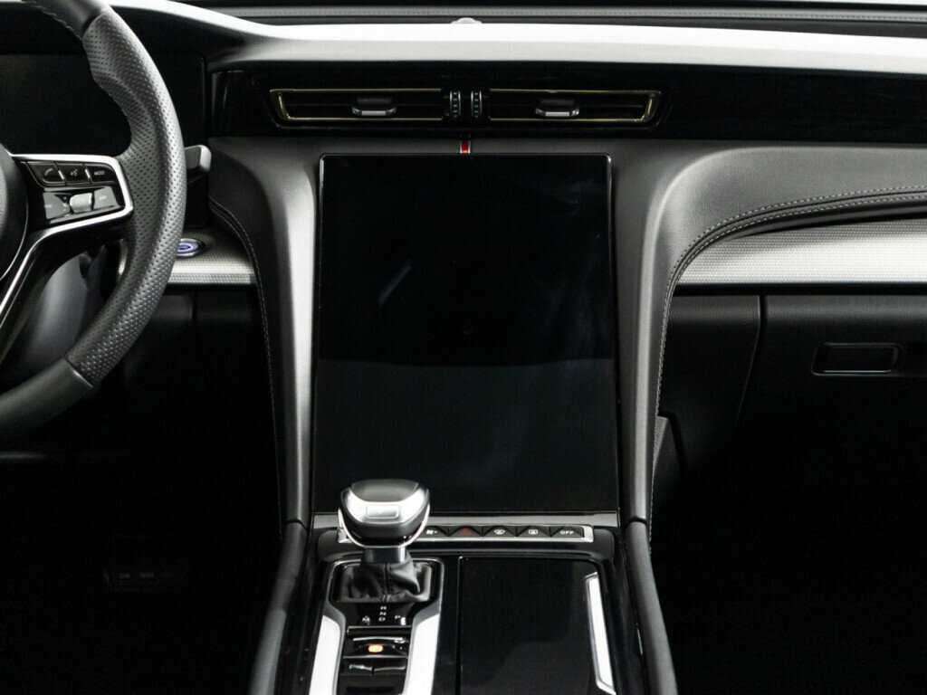 Купить Hongqi H5, 2023, 49 833 км, фото №14