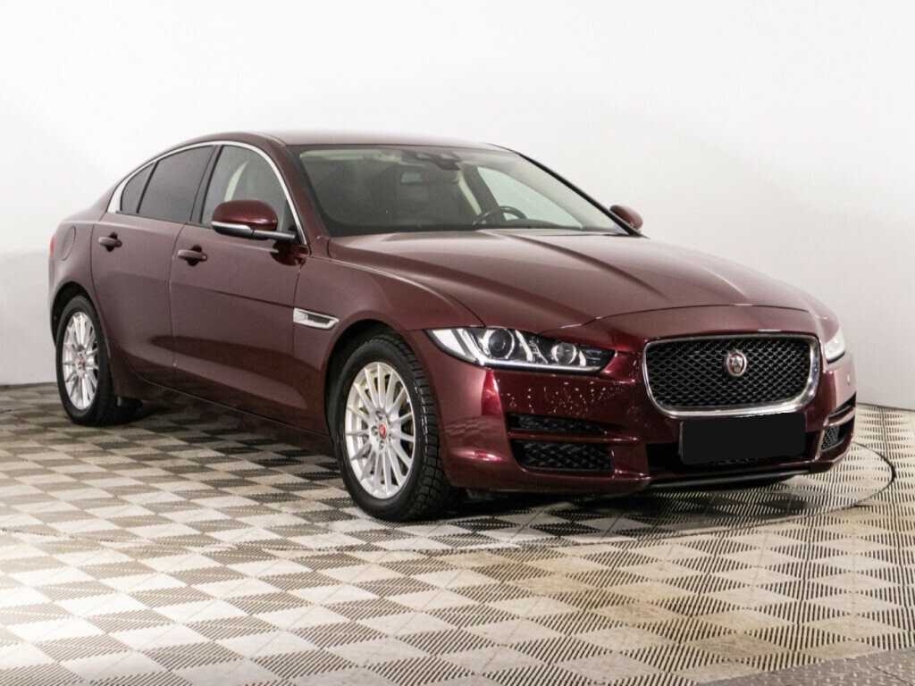 Jaguar XE