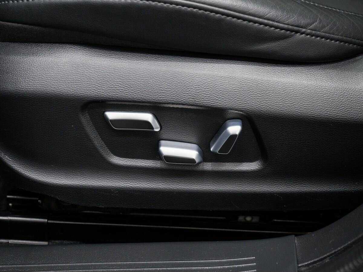 Купить Hongqi H5, 2022, 33 000 км, фото №18