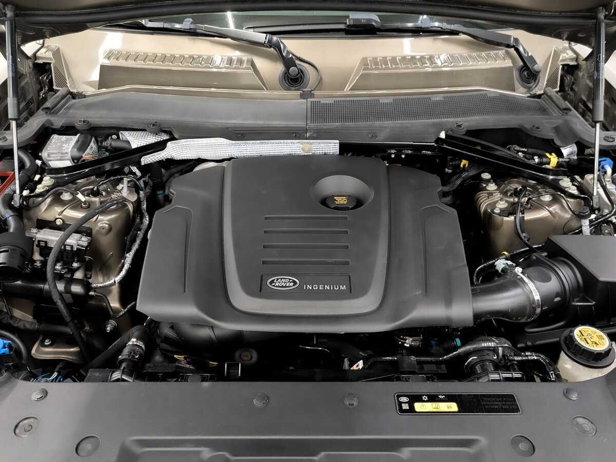 Купить Land Rover Defender 110, 2021, 67 614 км, фото №9