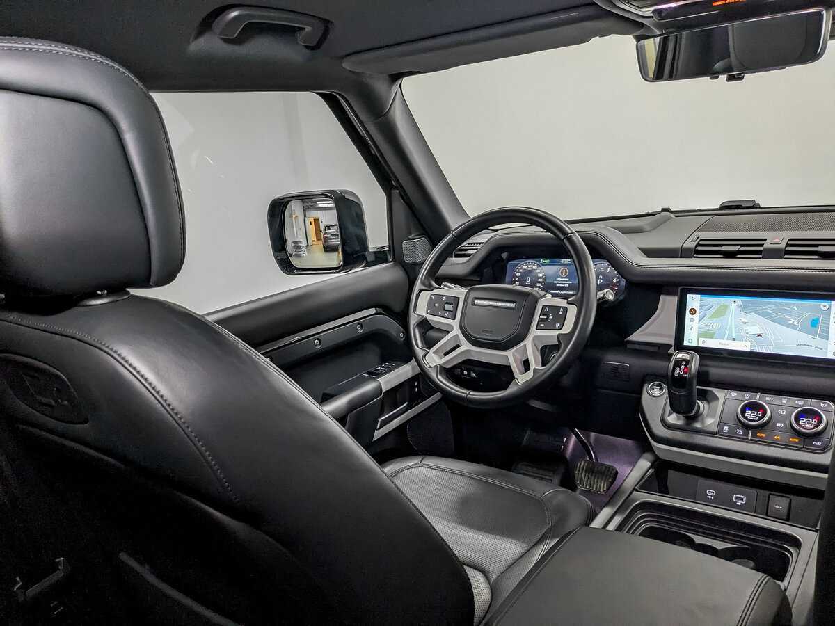 Купить Land Rover Defender 90, 2021, 42 933 км, фото №28