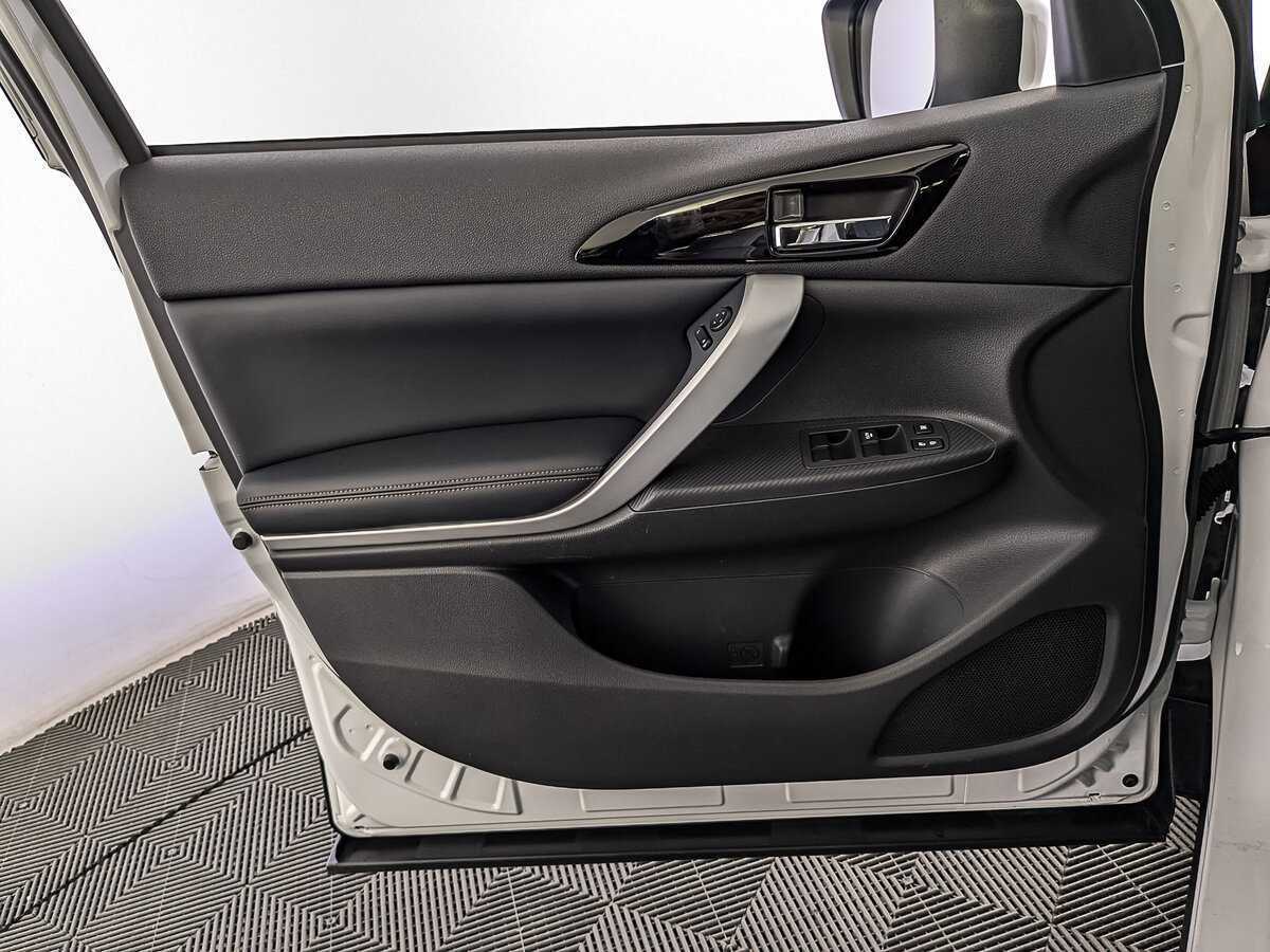 Купить Mitsubishi Eclipse Cross, 2022, 5 052 км, фото №18