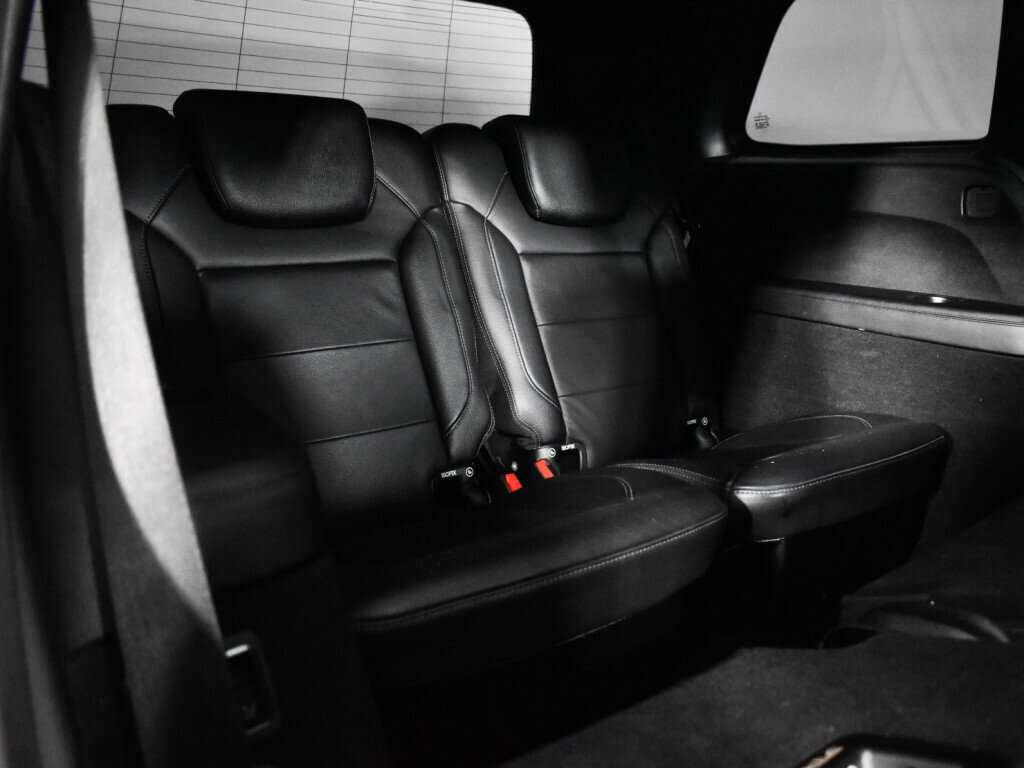 Купить Mercedes-Benz GLS 350 d, 2017, 146 285 км, фото №11