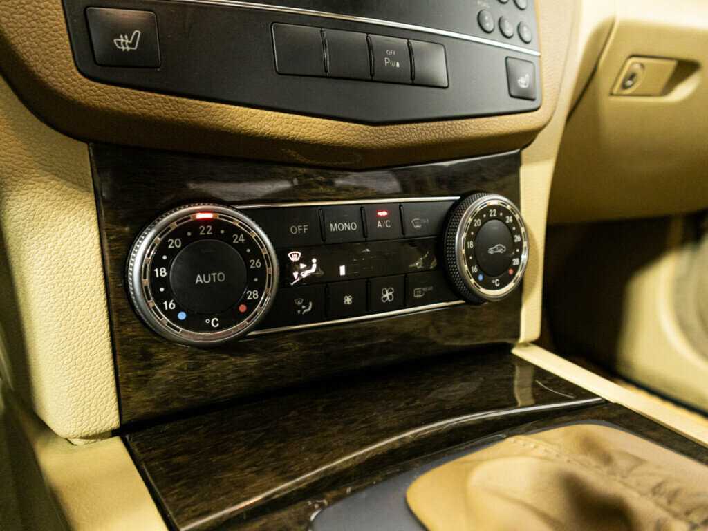 Купить Mercedes-Benz C-Класс 230, 2008, 229 490 км, фото №15