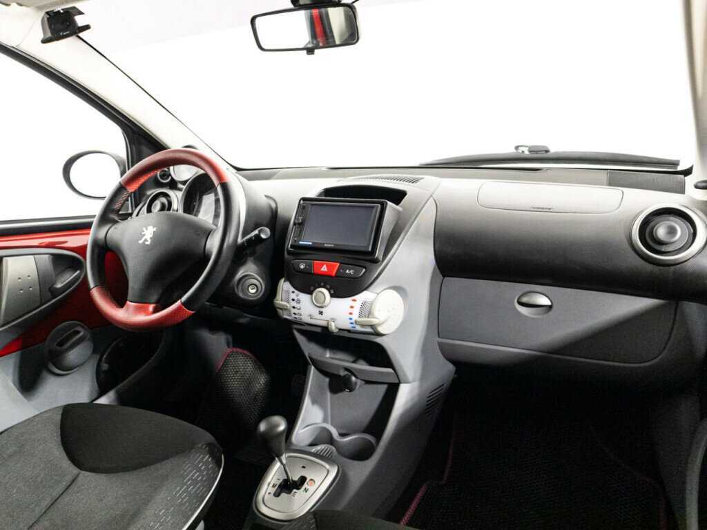 Купить Peugeot 107, 2010, 136 701 км, фото №9