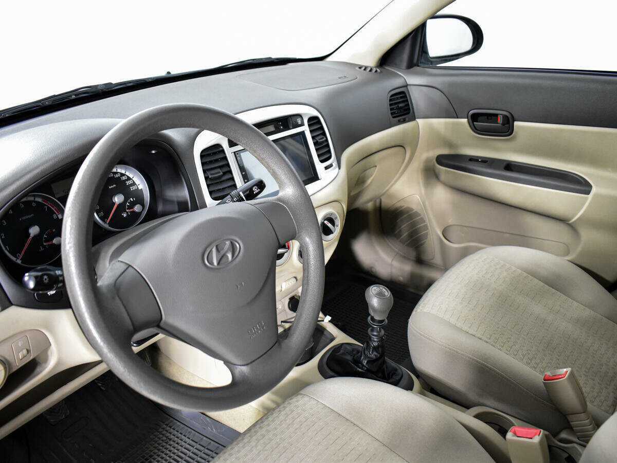 Купить Hyundai Accent, 2008, 52 558 км, фото №9