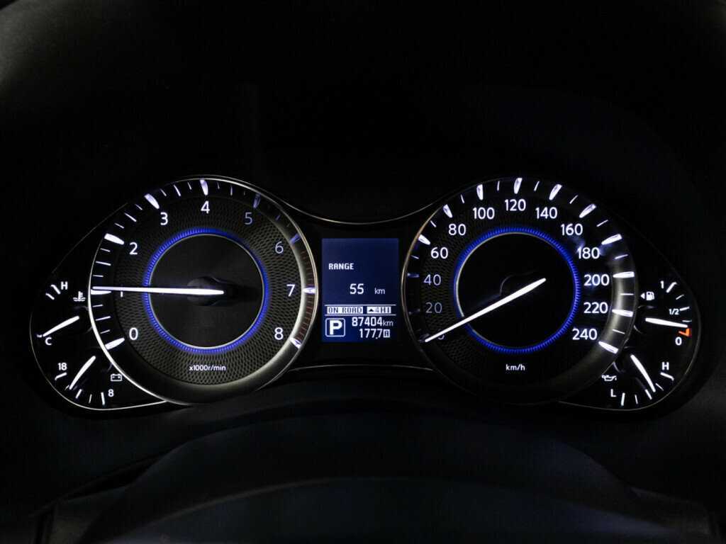 Купить Infiniti QX80, 2017, 87 401 км, фото №10