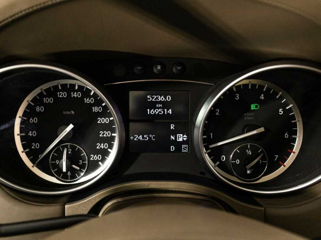 Купить Mercedes-Benz GL-Класс 500, 2010, 170 000 км, фото №12