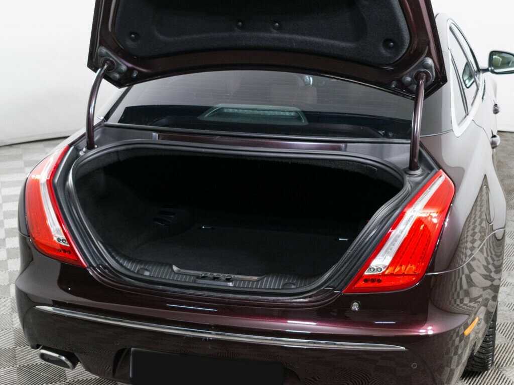 Купить Jaguar XJ, 2010, 165 165 км, фото №7