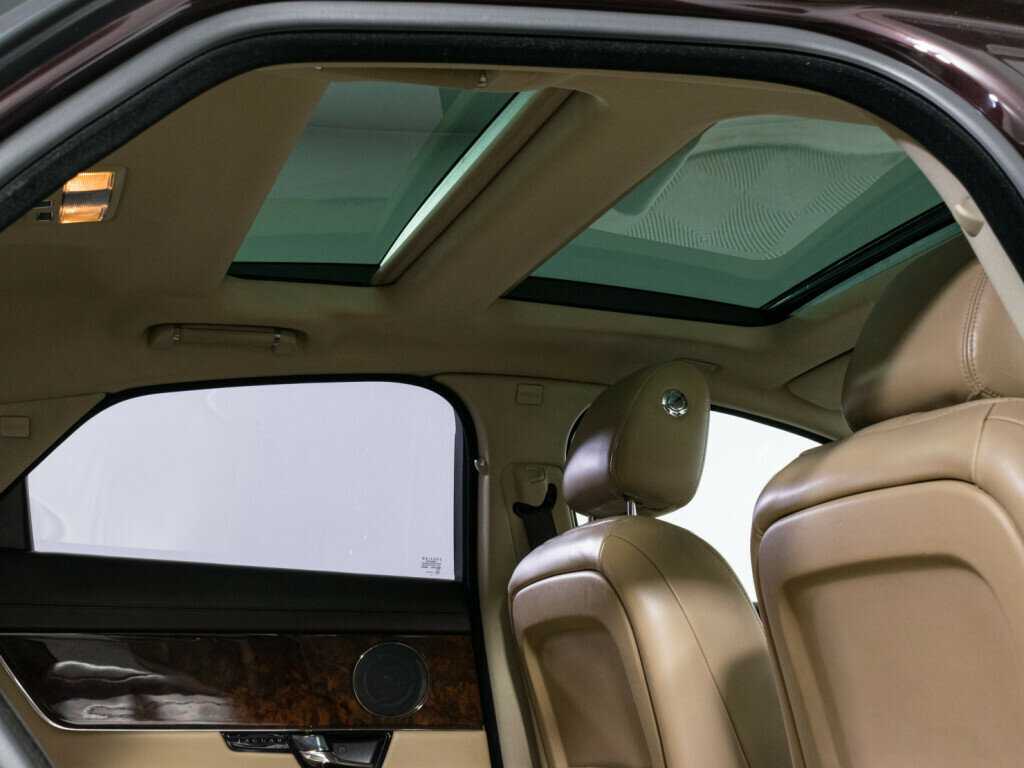 Купить Jaguar XJ, 2010, 165 165 км, фото №13