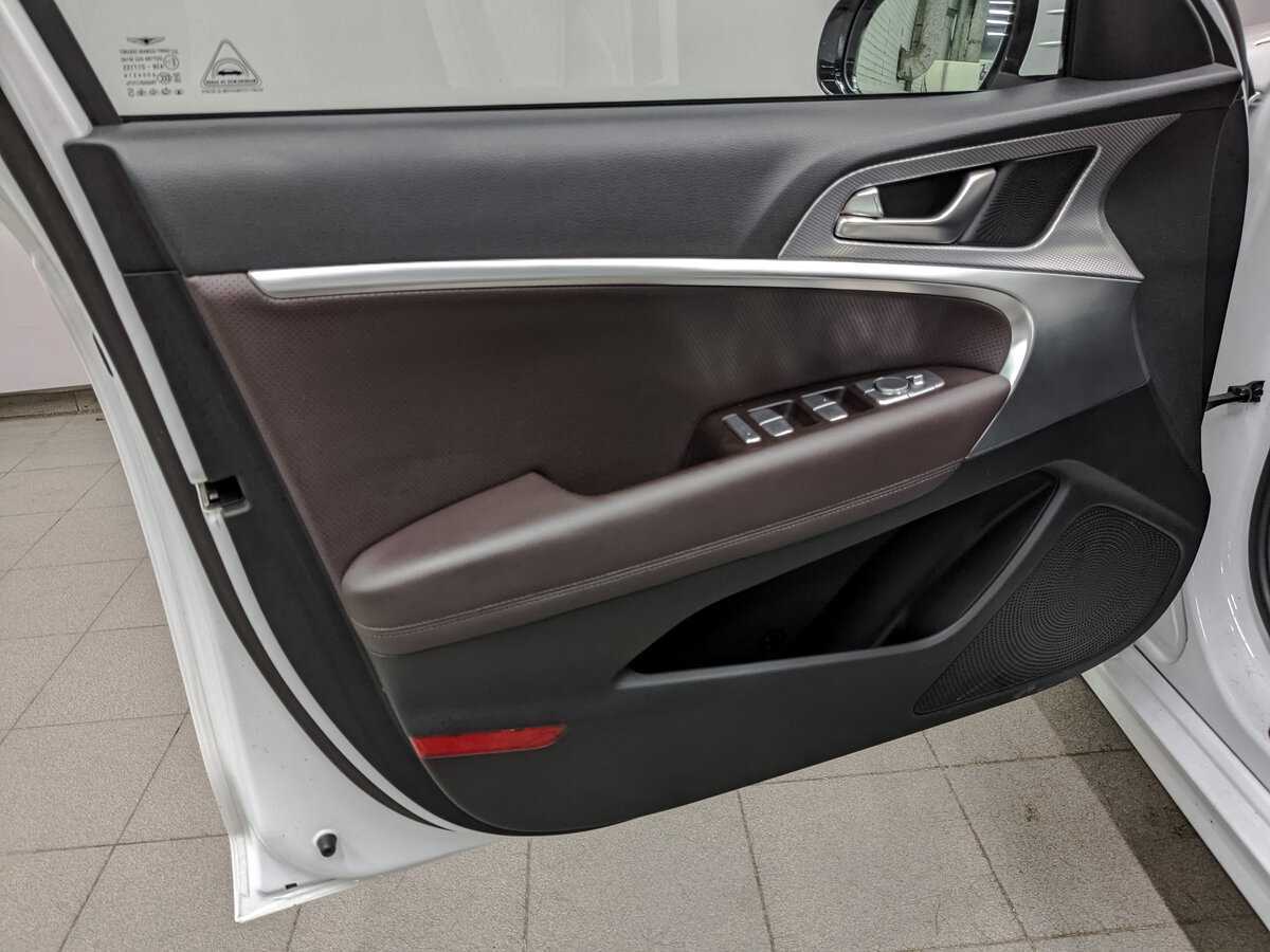 Купить Genesis G70, 2021, 50 677 км, фото №17