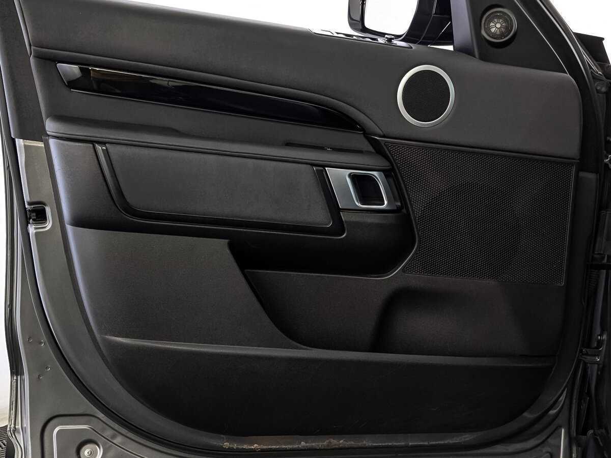 Купить Land Rover Discovery, 2017, 179 686 км, фото №19