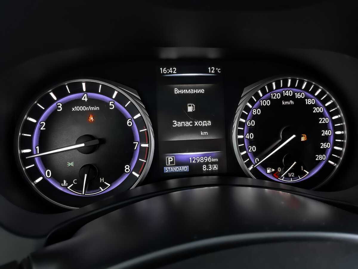 Купить Infiniti Q50, 2016, 129 887 км, фото №16