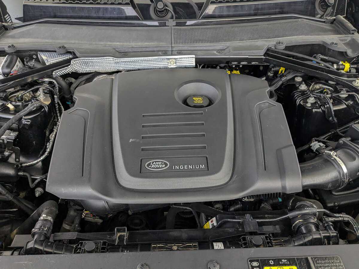 Купить Land Rover Defender 110, 2021, 70 730 км, фото №9