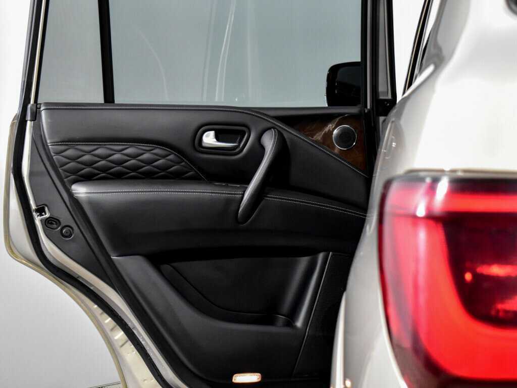 Купить Infiniti QX80, 2018, 75 944 км, фото №12