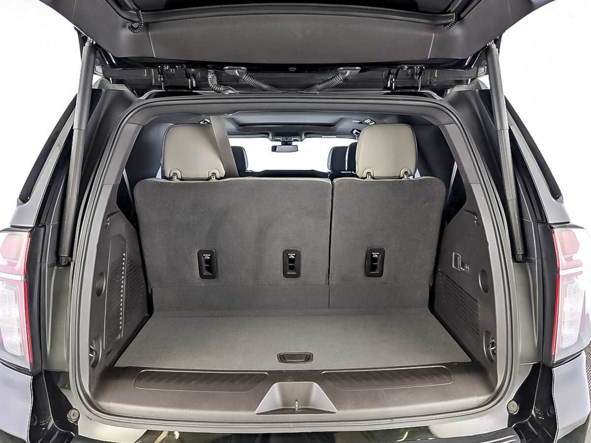 Купить Chevrolet Tahoe, 2022, 62 100 км, фото №10