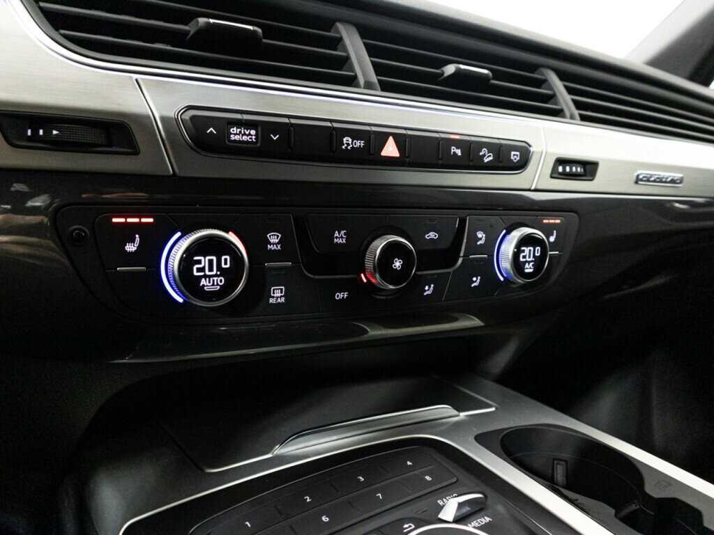 Купить Audi Q7, 2018, 220 000 км, фото №17