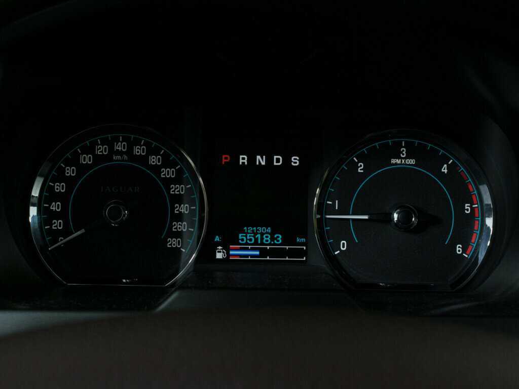 Купить Jaguar XF, 2011, 121 300 км, фото №11