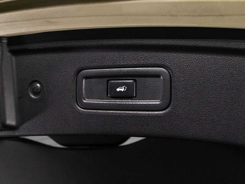 Купить Infiniti FX30d, 2013, 125 404 км, фото №16