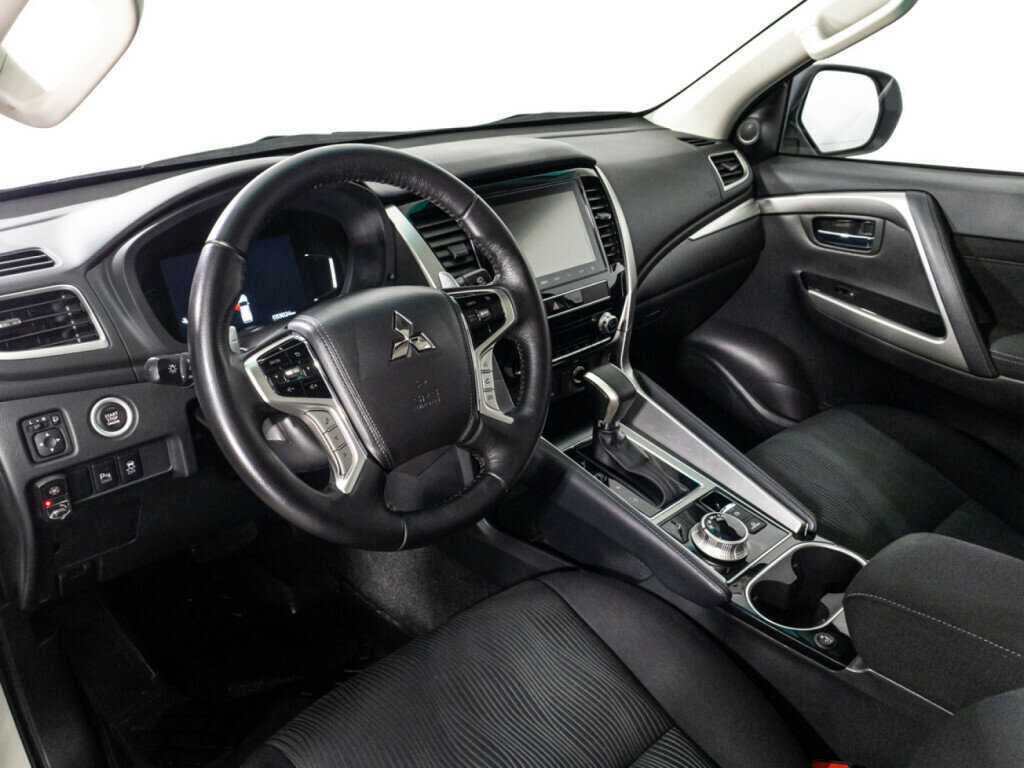 Купить Mitsubishi Montero Sport, 2022, 33 022 км, фото №9