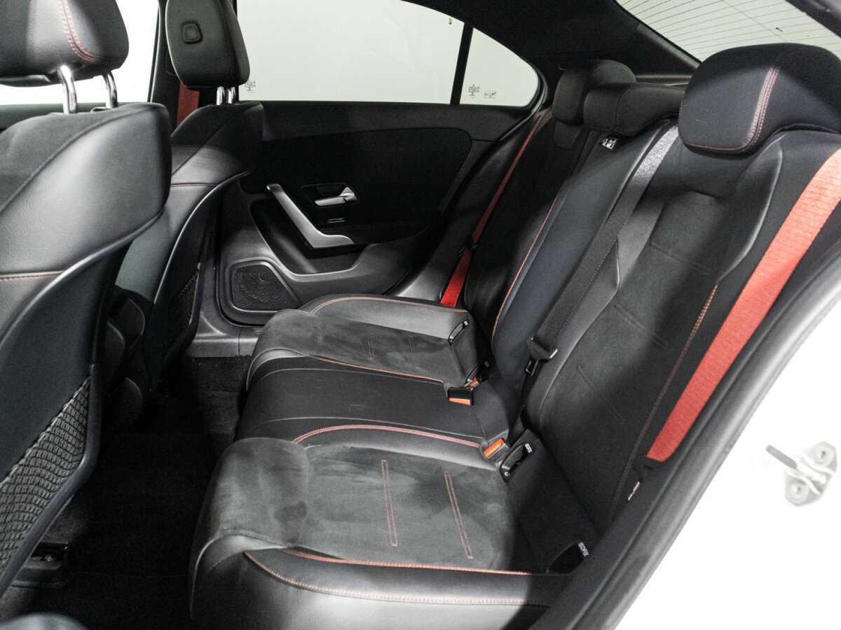 Купить Mercedes-Benz A-Класс AMG 35 AMG, 2020, 41 160 км, фото №10