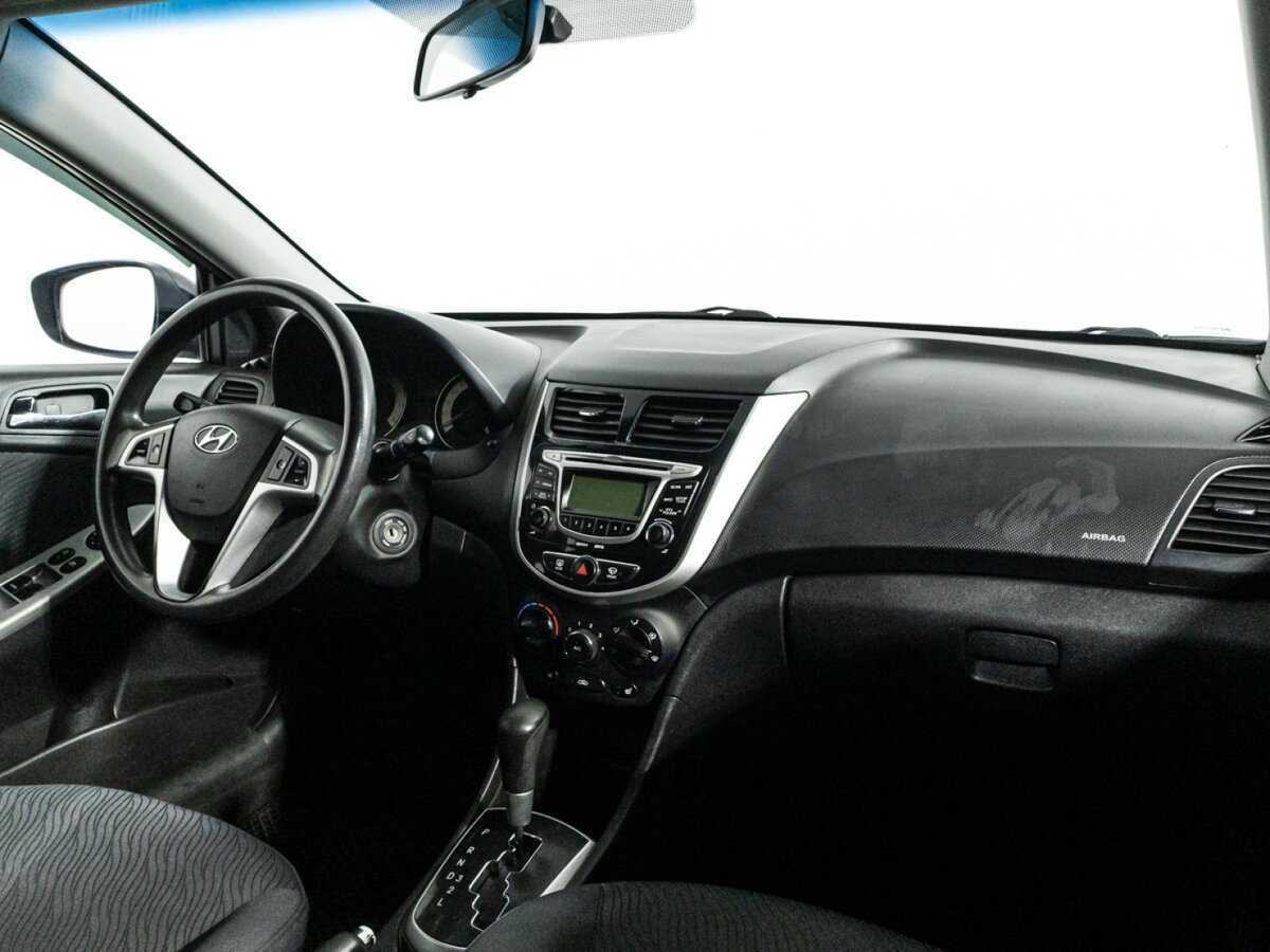 Купить Hyundai Solaris, 2011, 172 938 км, фото №9
