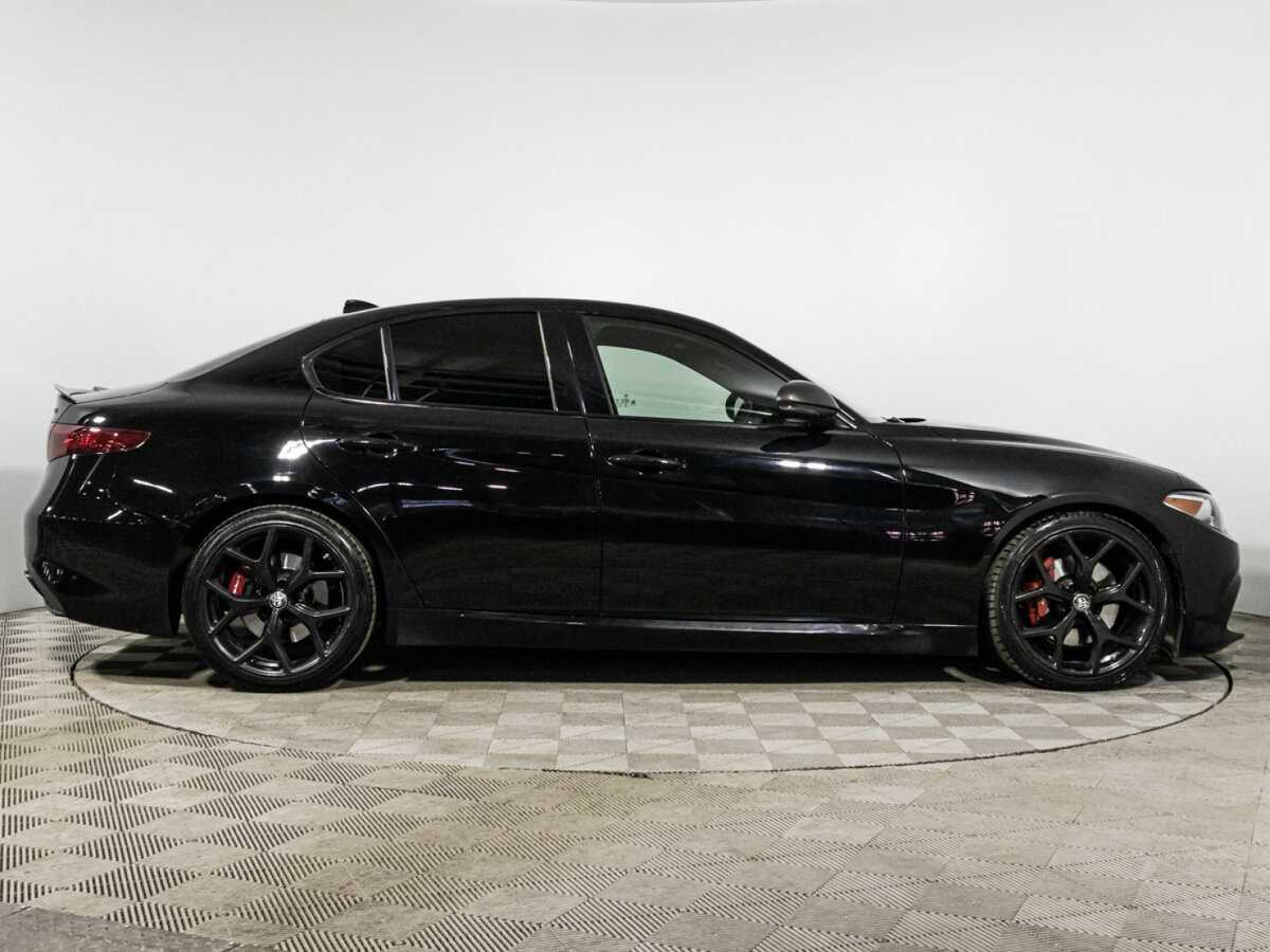 Купить Alfa Romeo Giulia, 2019, 89 100 км, фото №4
