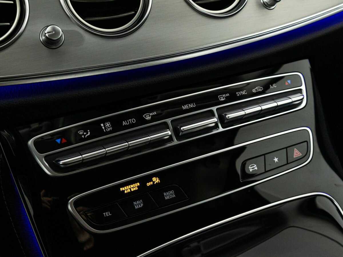 Купить Mercedes-Benz E-Класс 220 d, 2020, 56 000 км, фото №18