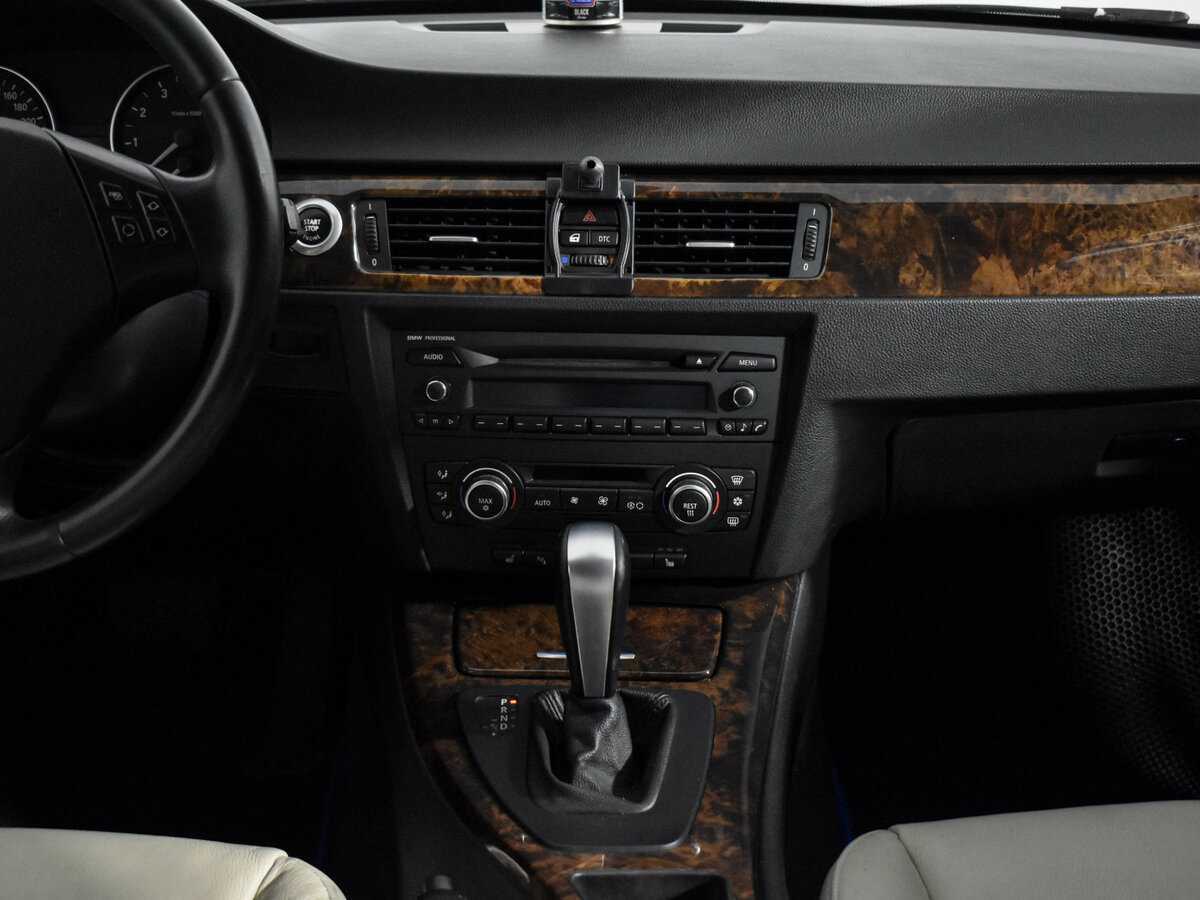 Купить BMW 3 серии 325i, 2007, 217 099 км, фото №17