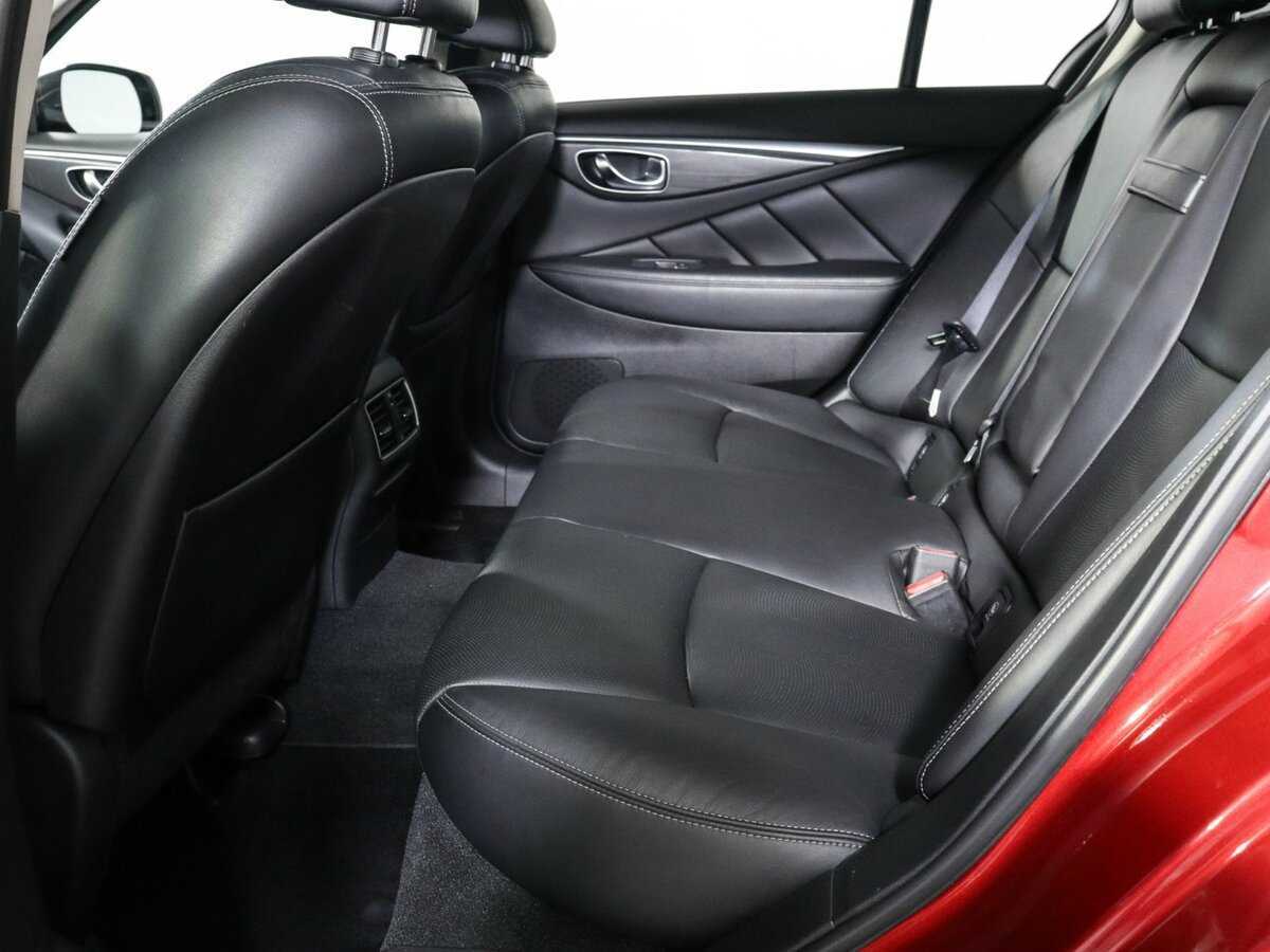 Купить Infiniti Q50, 2015, 92 055 км, фото №7