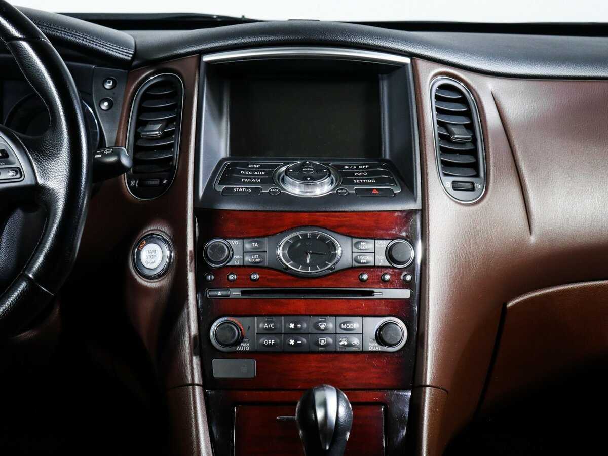 Купить Infiniti QX50, 2016, 126 536 км, фото №13