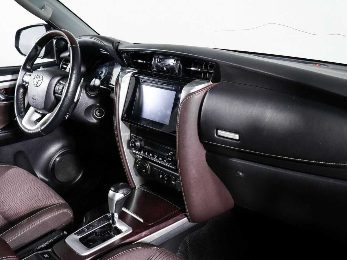 Купить Toyota Fortuner, 2019, 117 000 км, фото №6