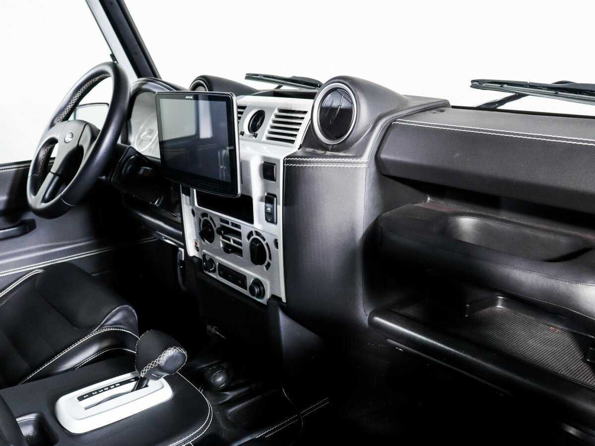 Купить Land Rover Defender 90, 2013, 37 200 км, фото №9