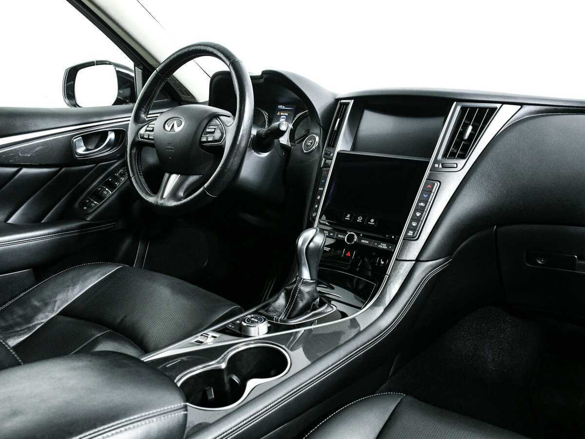 Купить Infiniti Q50, 2015, 106 799 км, фото №9