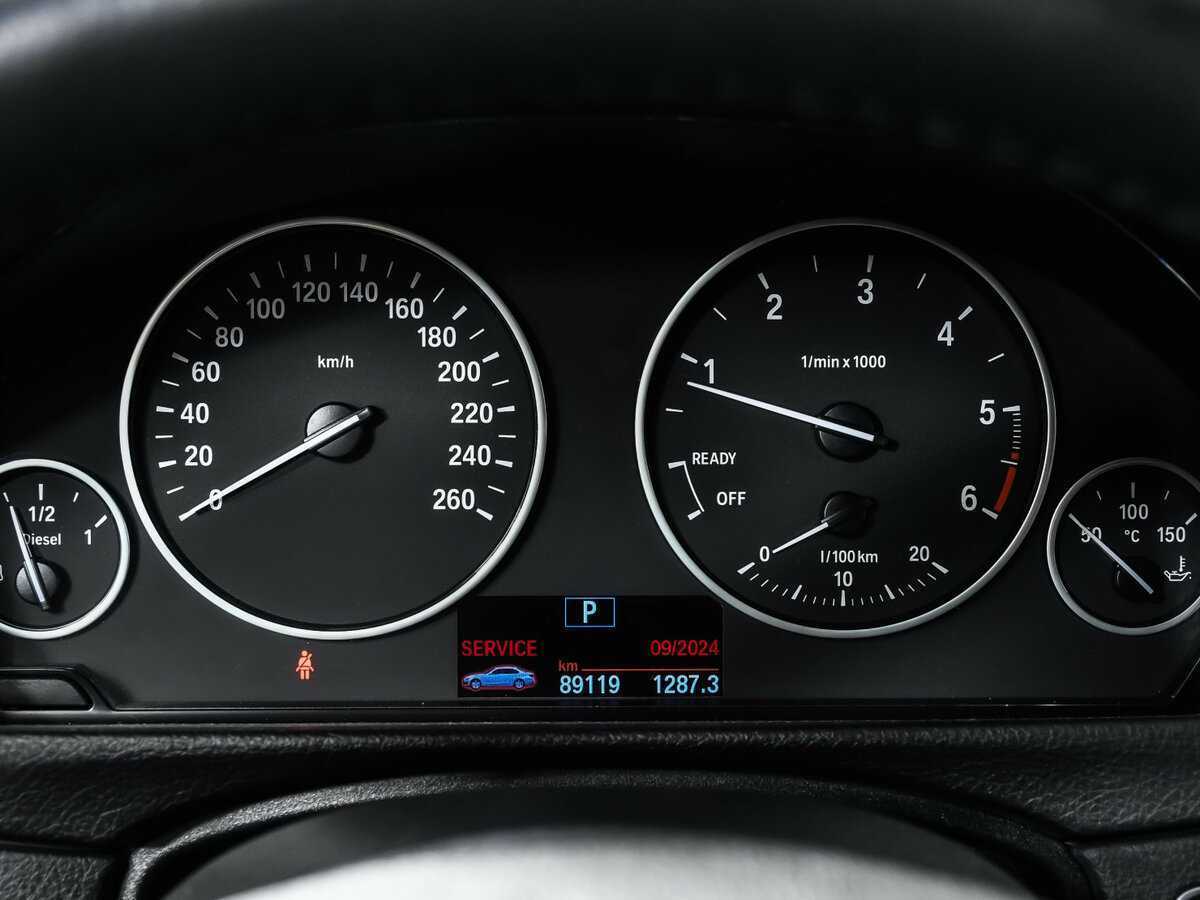 Купить BMW 3 серии 320d, 2017, 89 118 км, фото №10