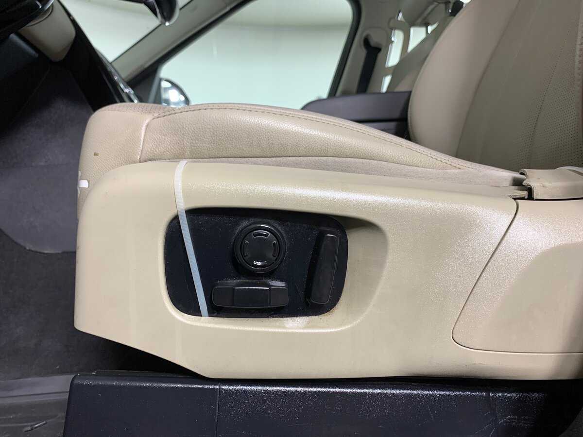 Купить Land Rover Discovery, 2017, 255 921 км, фото №16