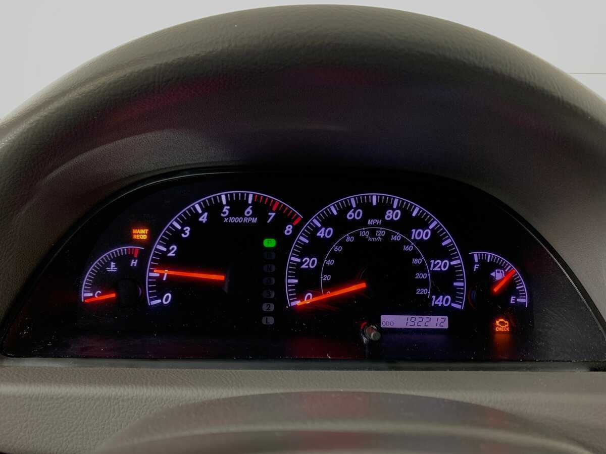 Купить Toyota Camry, 2004, 309 333 км, фото №12