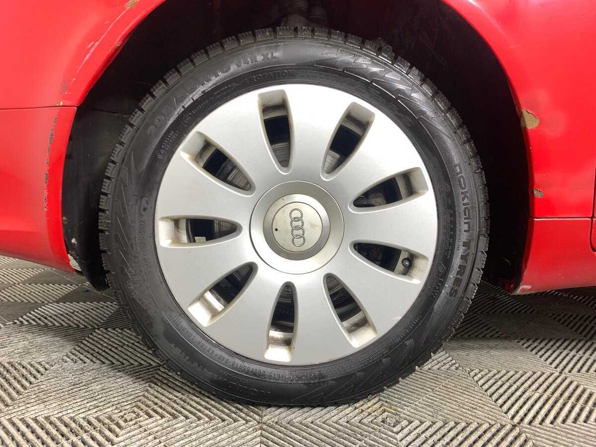 Купить Audi A4, 2006, 256 997 км, фото №9