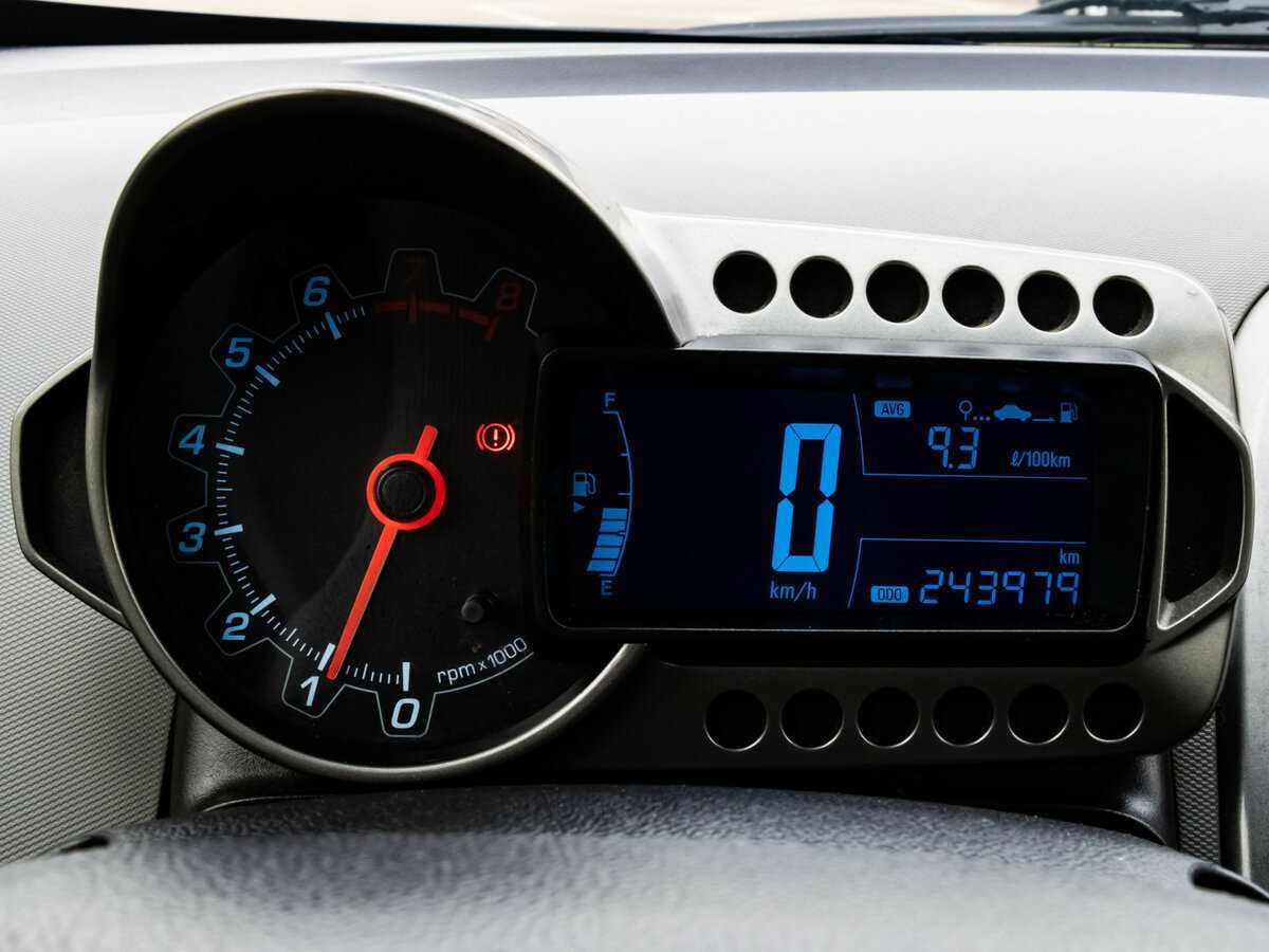 Купить Chevrolet Aveo, 2013, 243 929 км, фото №13