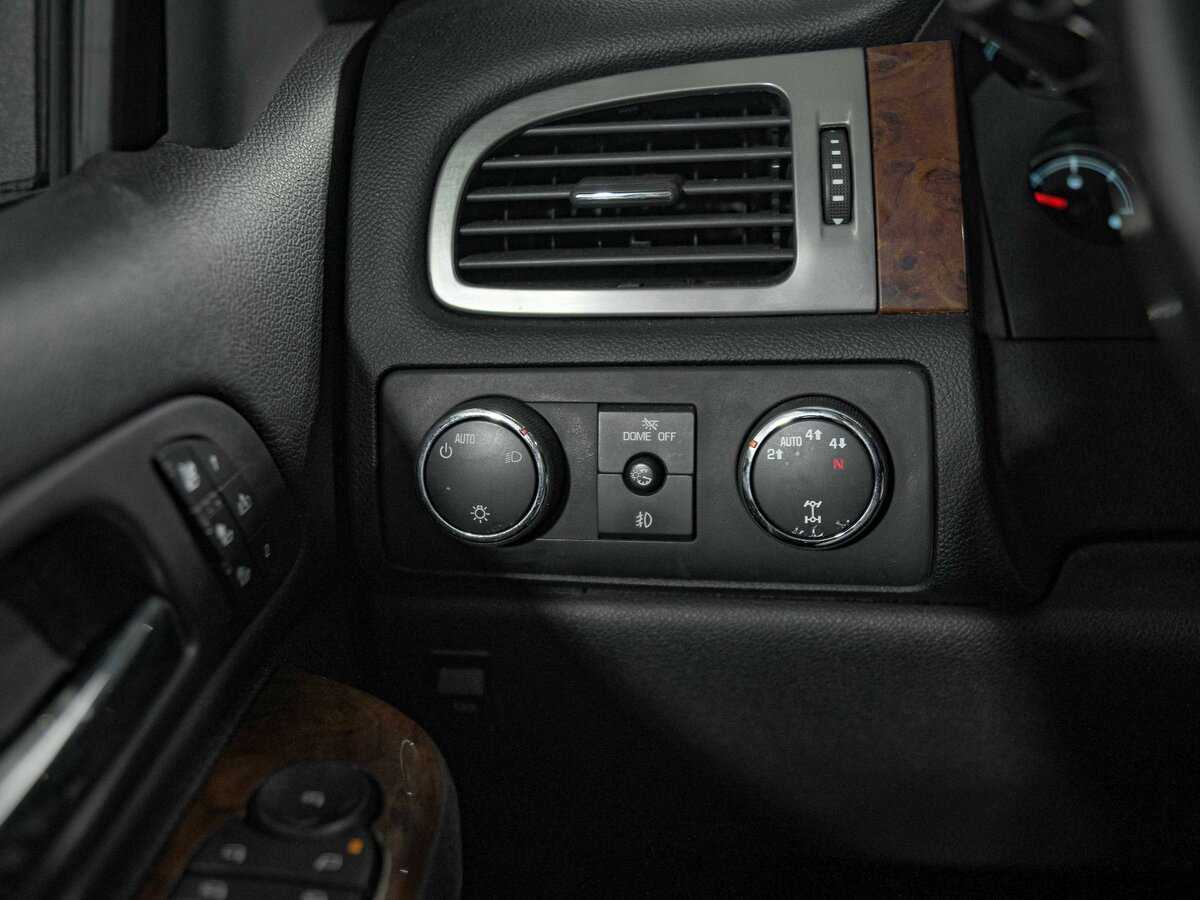 Купить Chevrolet Tahoe 6AT, 2012, 208 111 км, фото №12