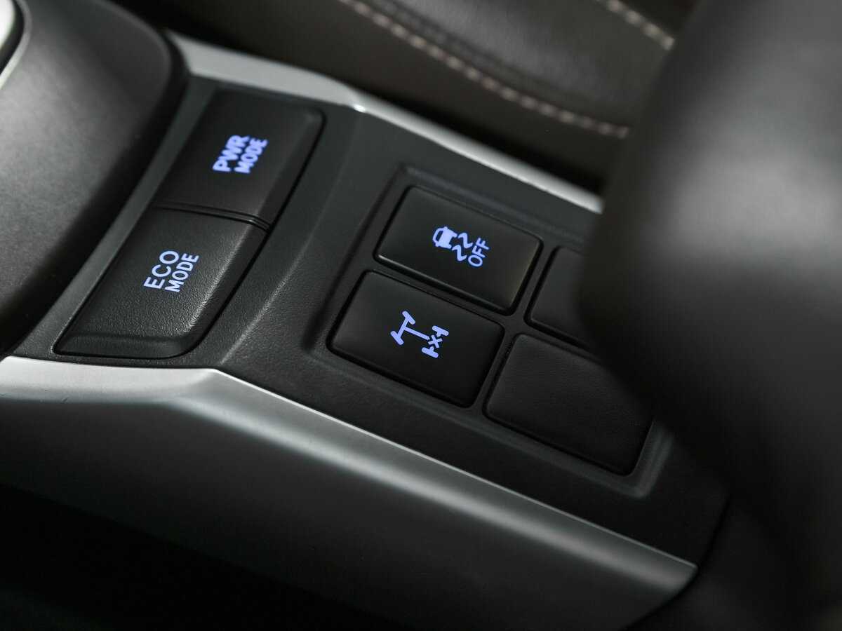 Купить Toyota Fortuner, 2017, 141 050 км, фото №15