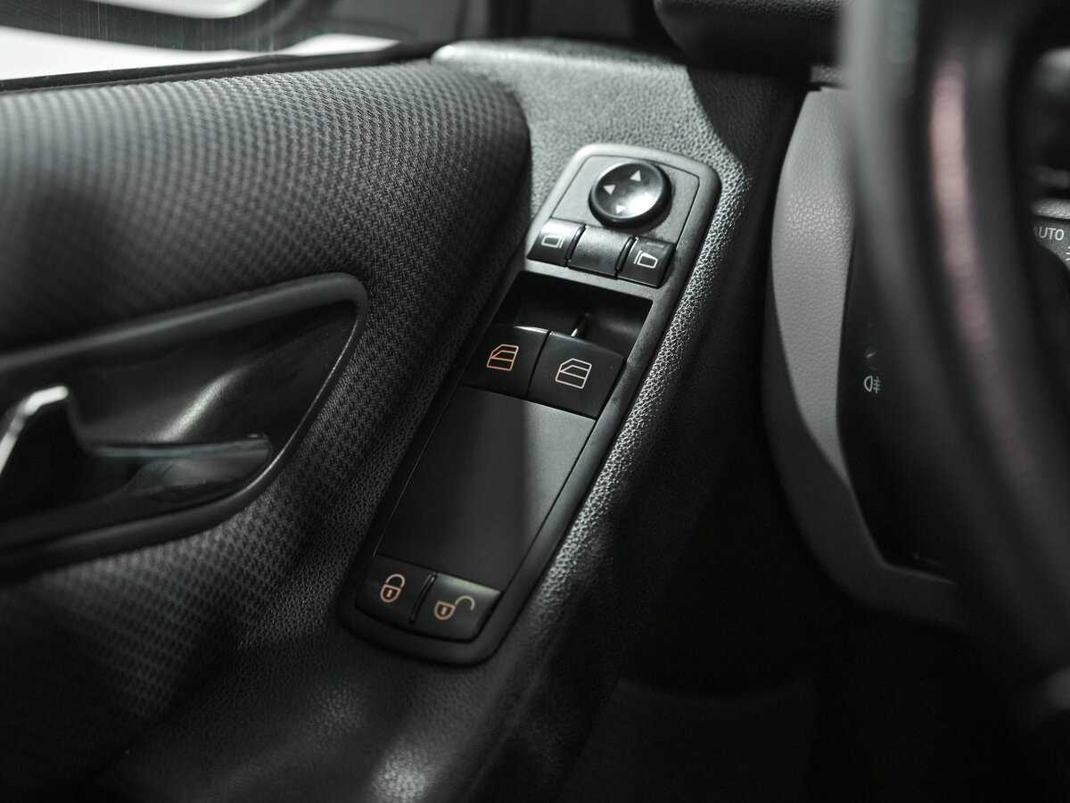 Купить Mercedes-Benz A-Класс 160, 2010, 201 808 км, фото №14