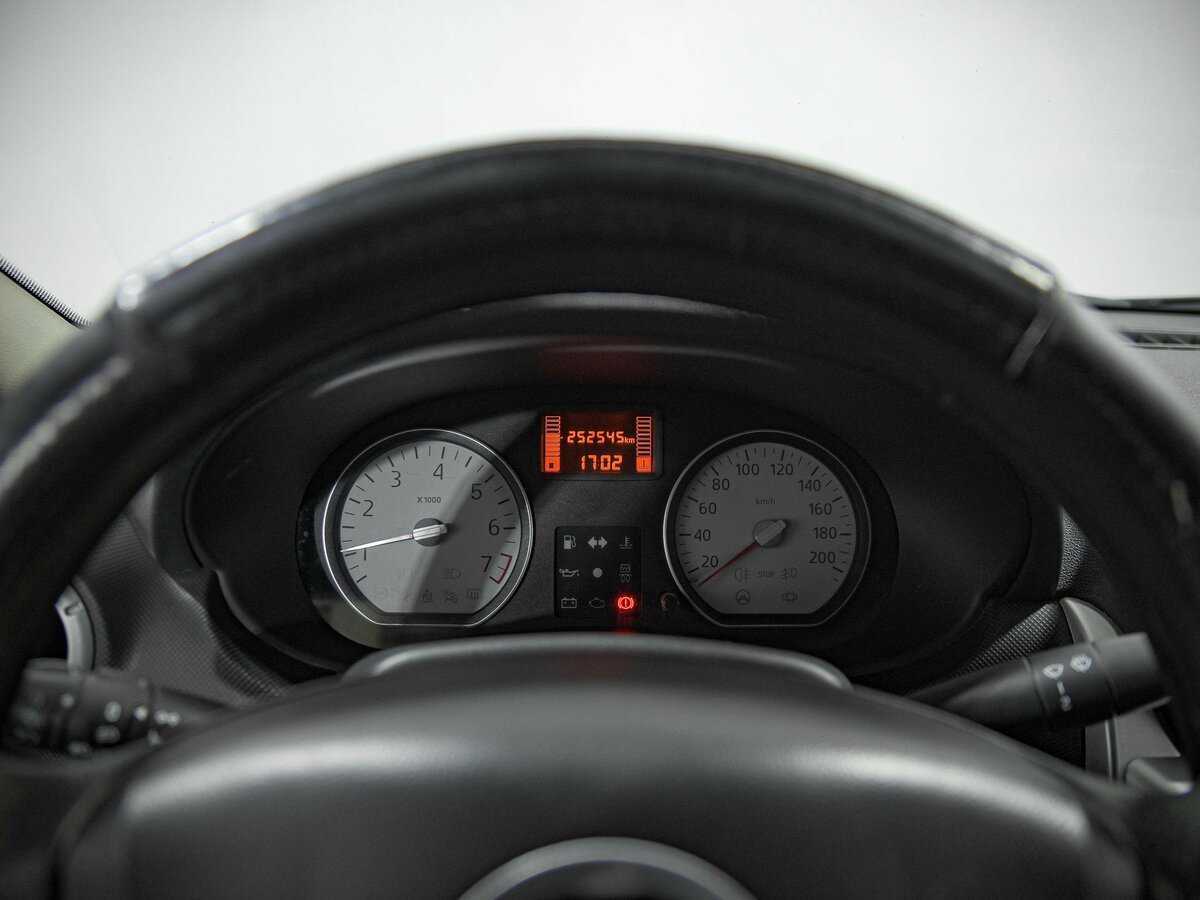 Купить Renault Logan, 2010, 252 545 км, фото №6