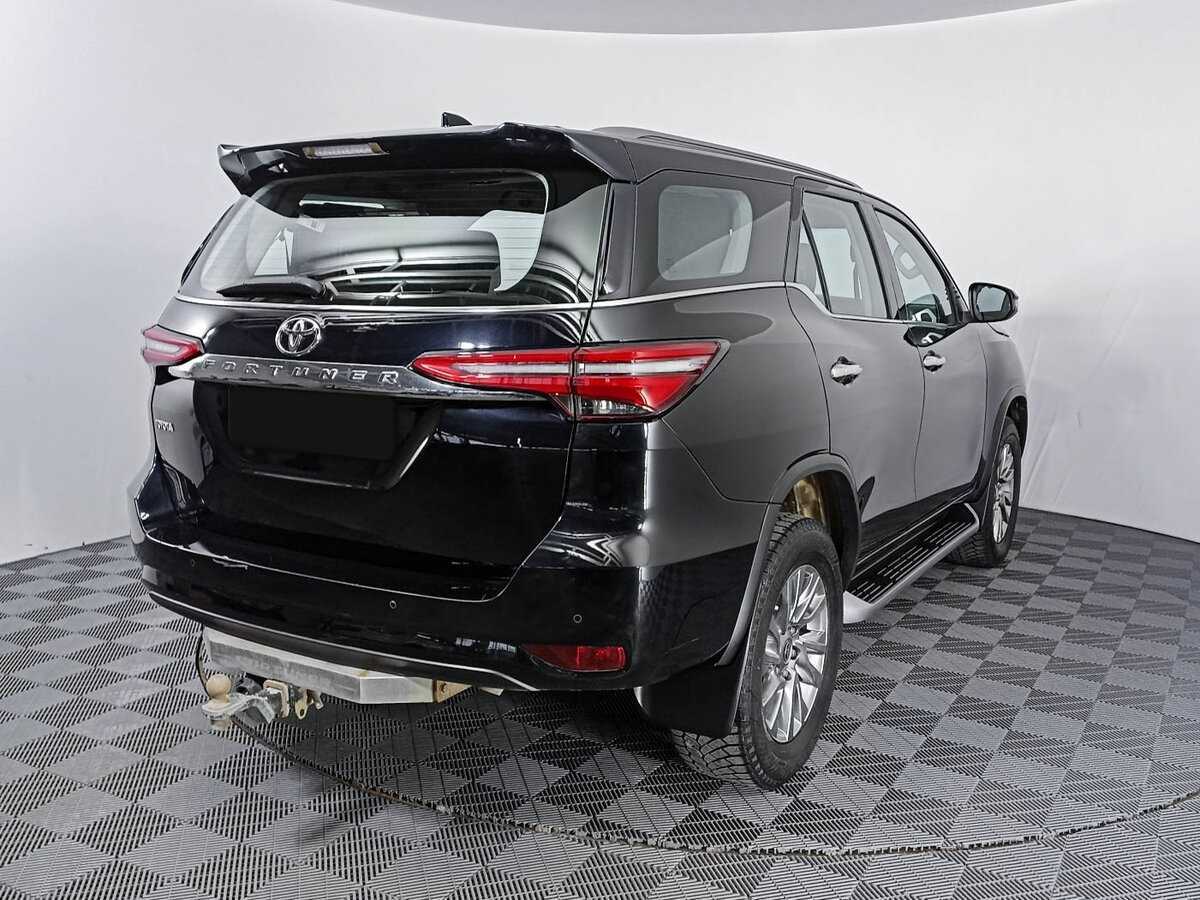 Купить Toyota Fortuner, 2020, 133 030 км, фото №4