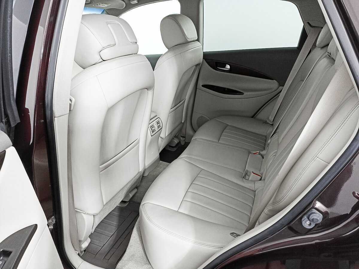 Купить Infiniti QX50, 2014, 81 149 км, фото №12