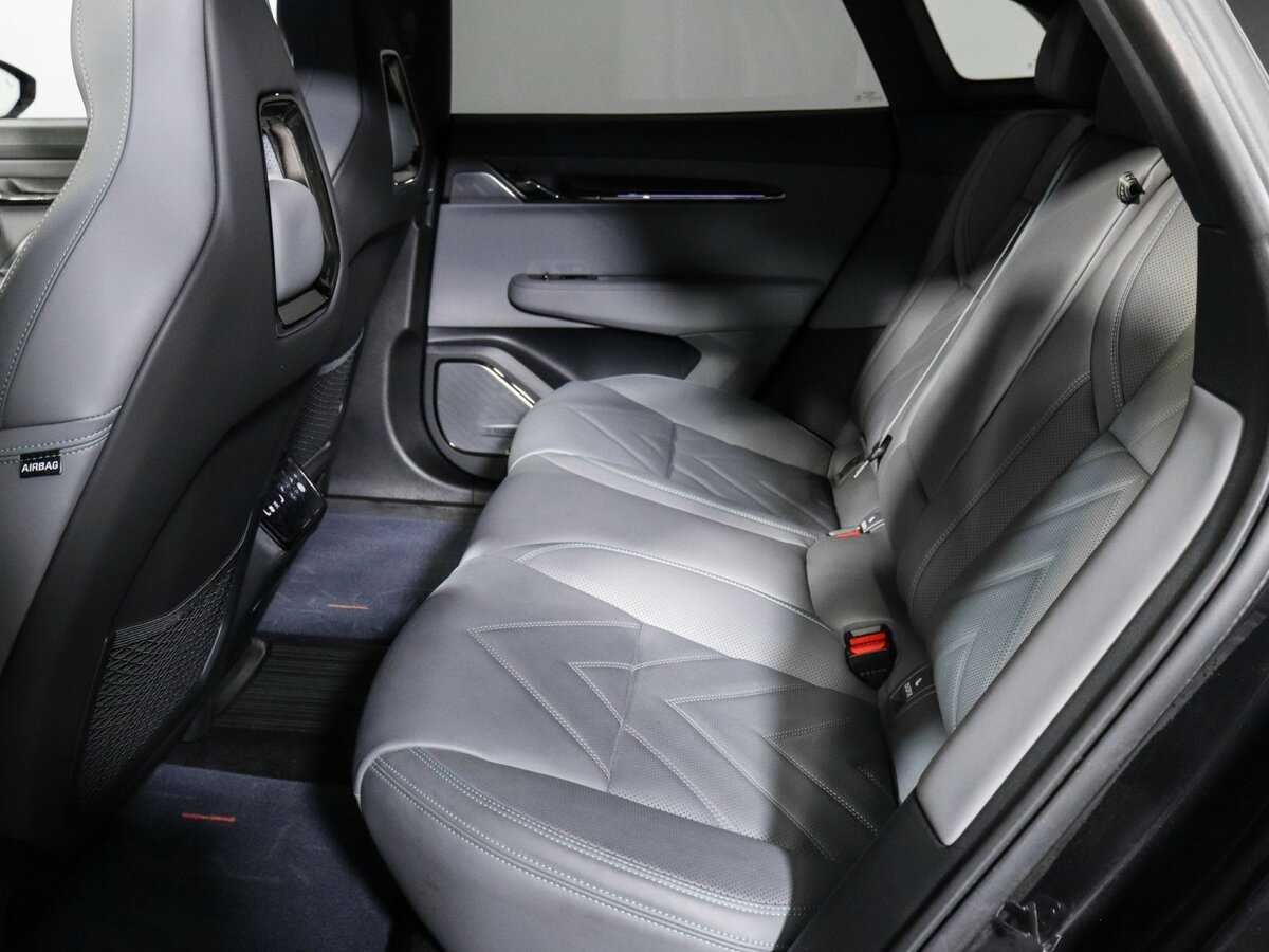 Купить Zeekr 001 100 kWh (CCS2), 2023, 14 734 км, фото №10