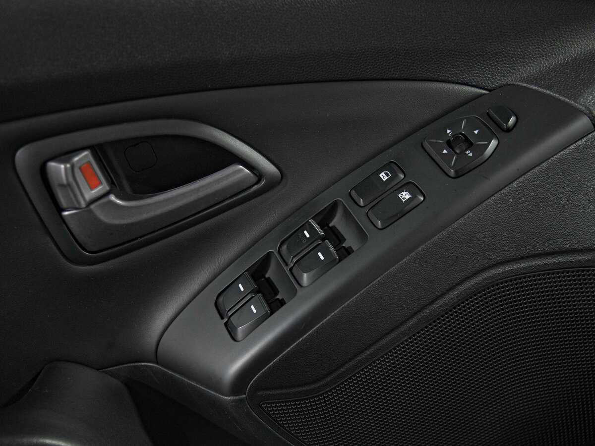 Купить Hyundai ix35, 2014, 151 951 км, фото №13