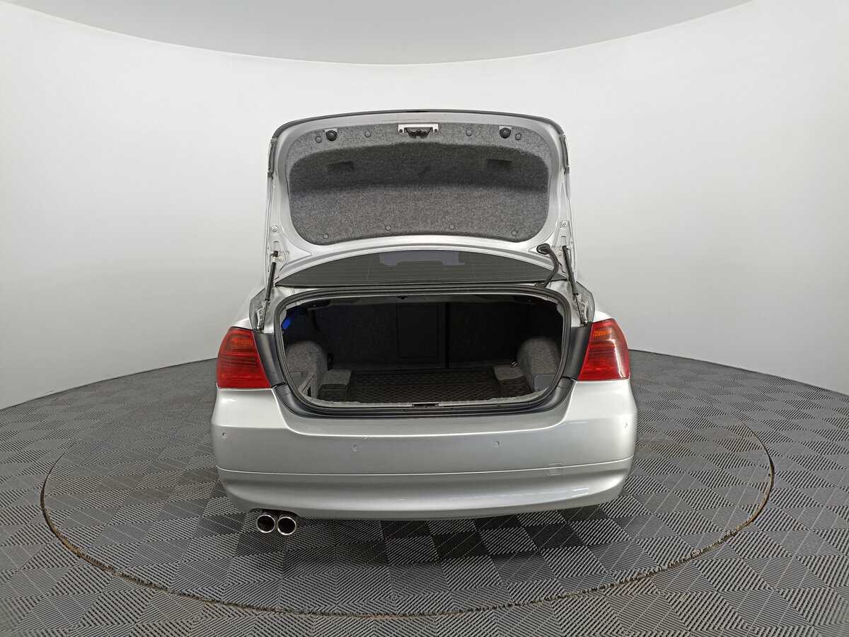 Купить BMW 3 серии 325i, 2006, 243 001 км, фото №10